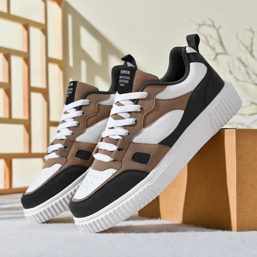 Men's Retro Checkered Skate Shoes – Low-Top Casual Sneakers