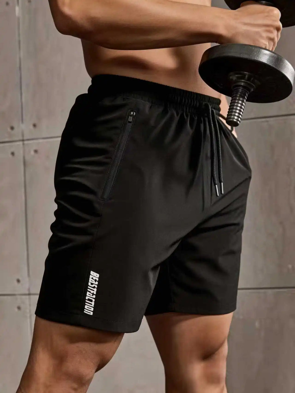 Men's Quick-Dry Athletic Shorts – Zipper Pockets, Drawstring & Breathable Fabric