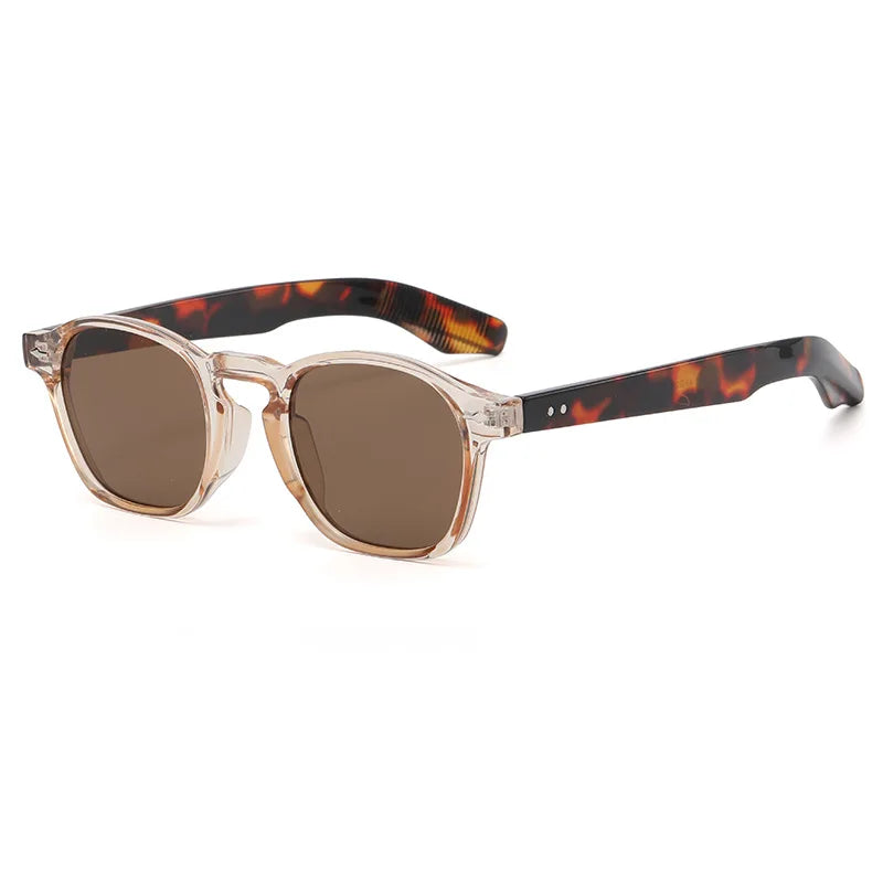 Oval Gradient Sunglasses with UV400 Protection – Unisex Fashion Eyewear