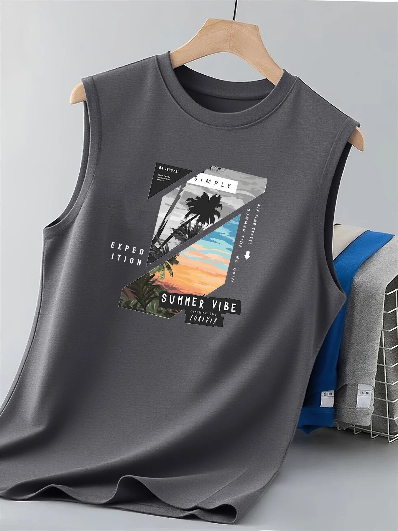 Men's Coconut Tree Print Tank Top – Loose Fit Breathable Sleeveless Shirt for Beach, Gym & Summer (S-XXL)