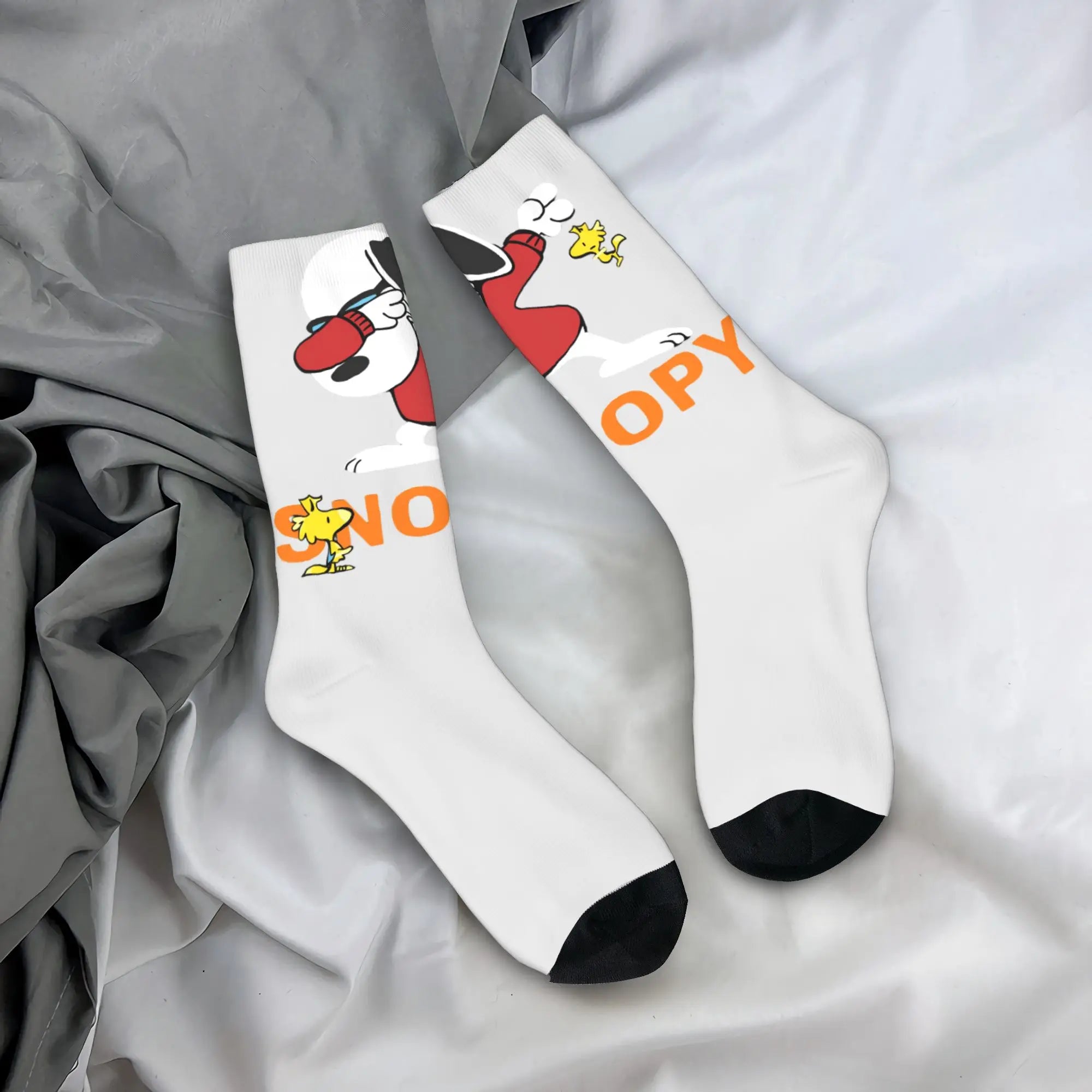 Snoopy Crew Socks – Unisex Non-Slip Moisture-Wicking Sports & Casual Socks