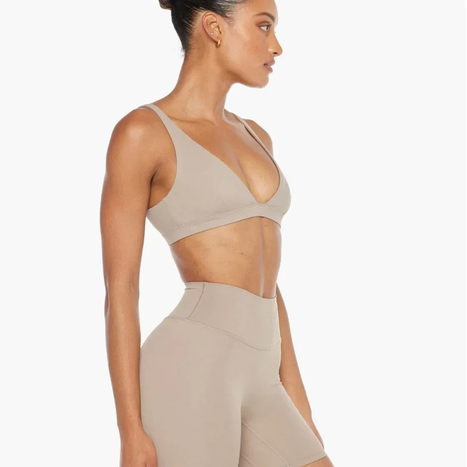 Women's Sports Bra & Shorts Set – High-Stretch Activewear for Gym & Fitness