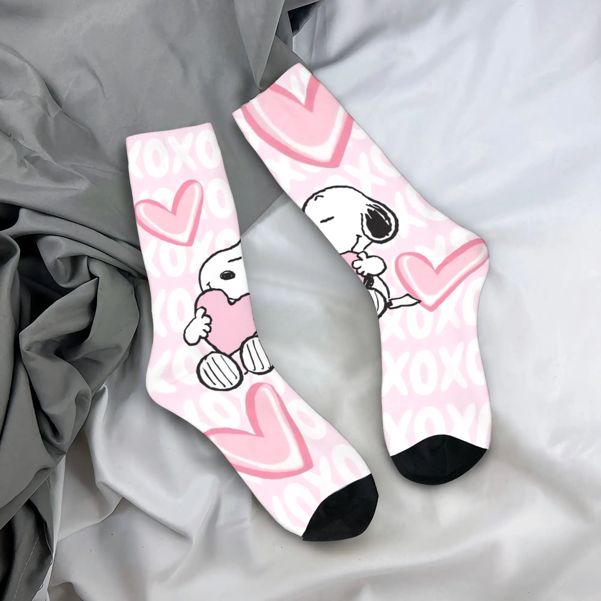 Snoopy Crew Socks – Unisex Non-Slip Moisture-Wicking Sports & Casual Socks