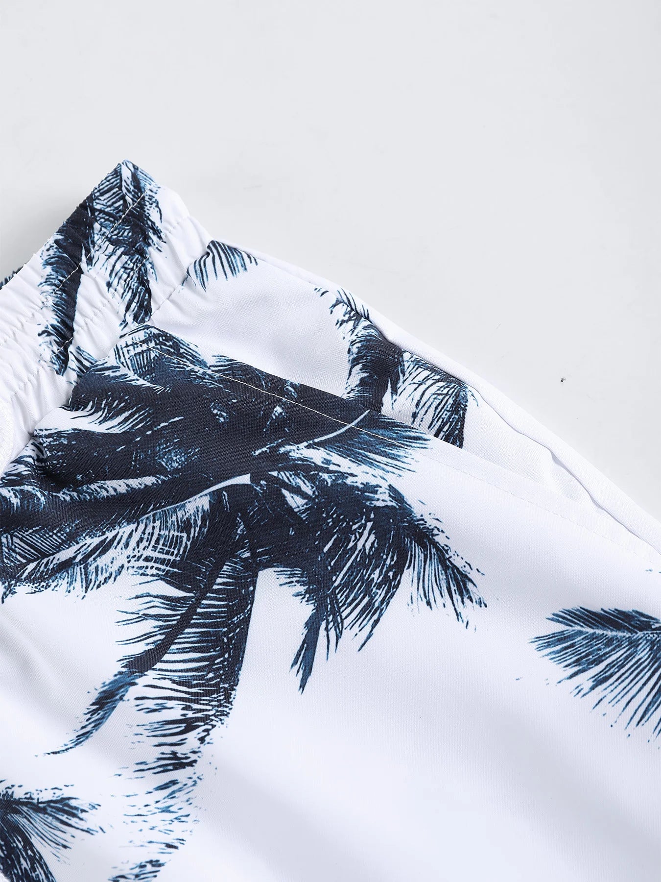Men's Tropical Palm Print Beach Set – Shirt & Matching Shorts