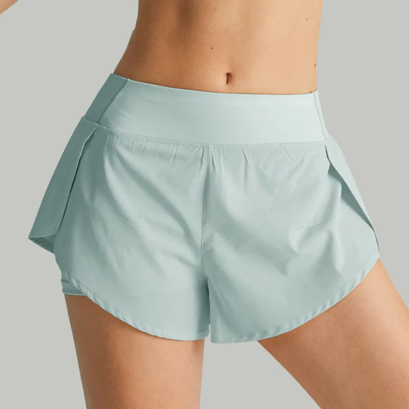 Women's Double-Layer Running Shorts – Slim-Fit Yoga & Gym Shorts with Pockets