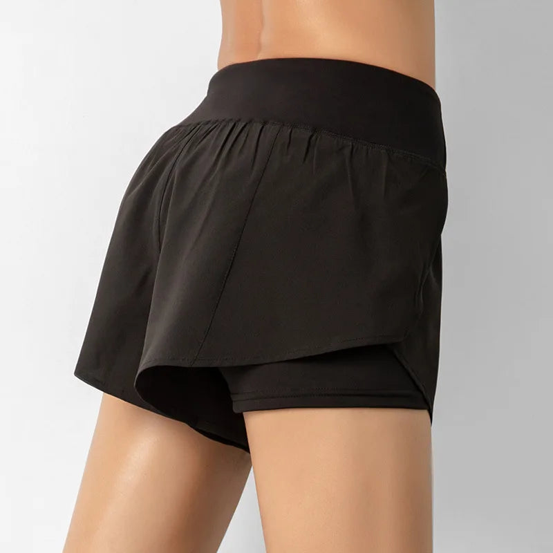Women's Double-Layer Running Shorts – Slim-Fit Yoga & Gym Shorts with Pockets