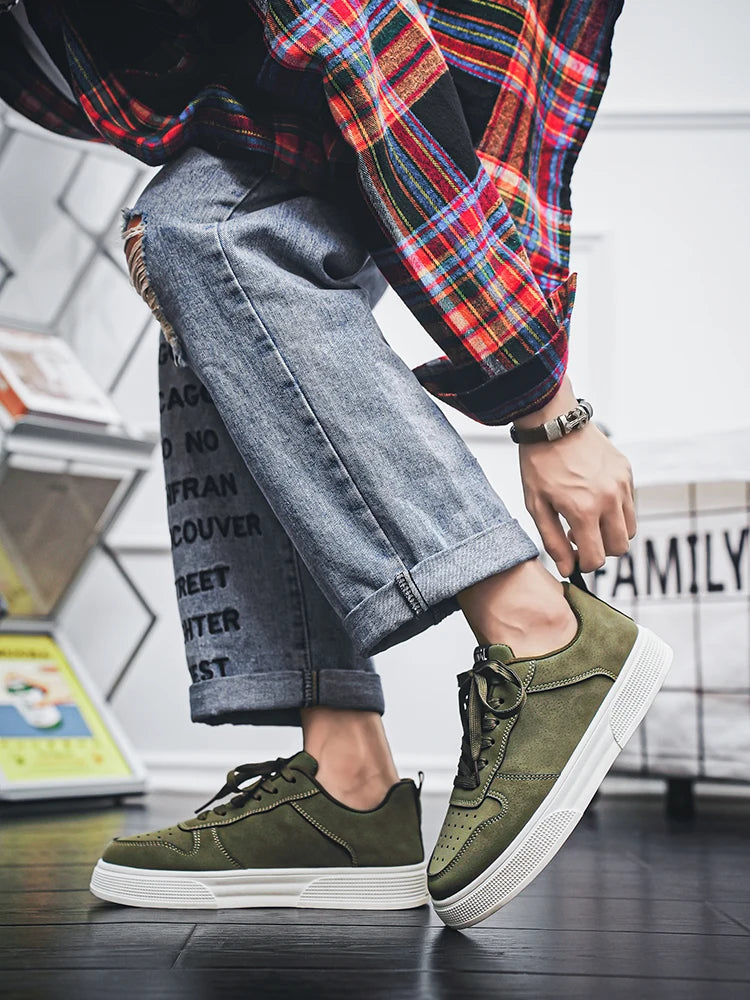 Men's Casual Skate Shoes – Lightweight Slip-Resistant Sneakers