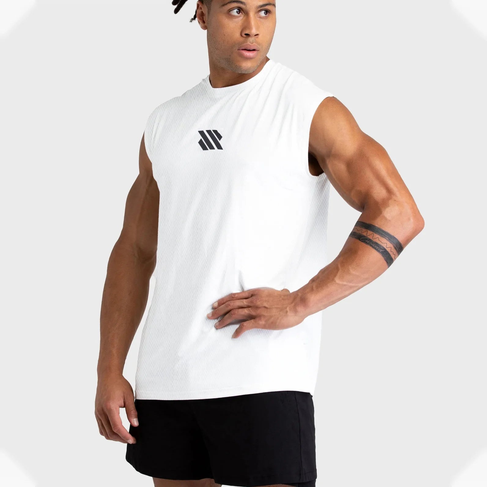 Men's Quick-Dry Sleeveless Gym Vest – Breathable Loose Fit Training Tank Top